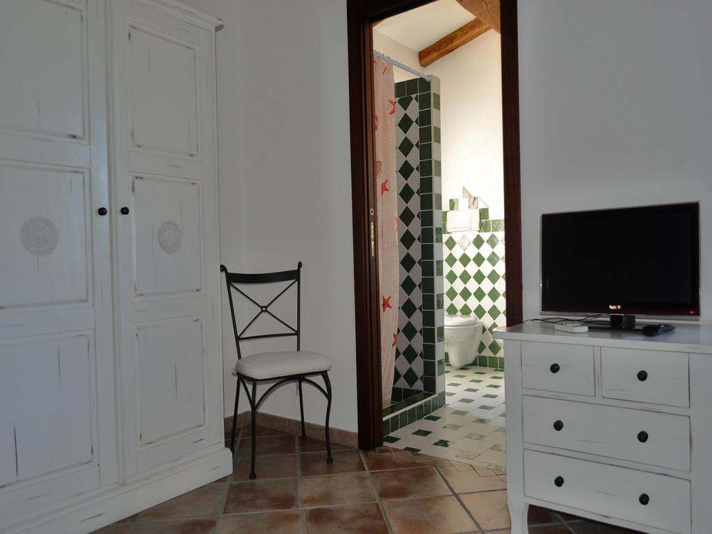 B&B Pubulos ออลเบีย ห้อง รูปภาพ